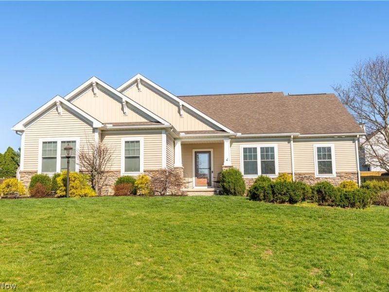 7788 Sandpiper Avenue NW, North Canton, OH 44720 Photo 1