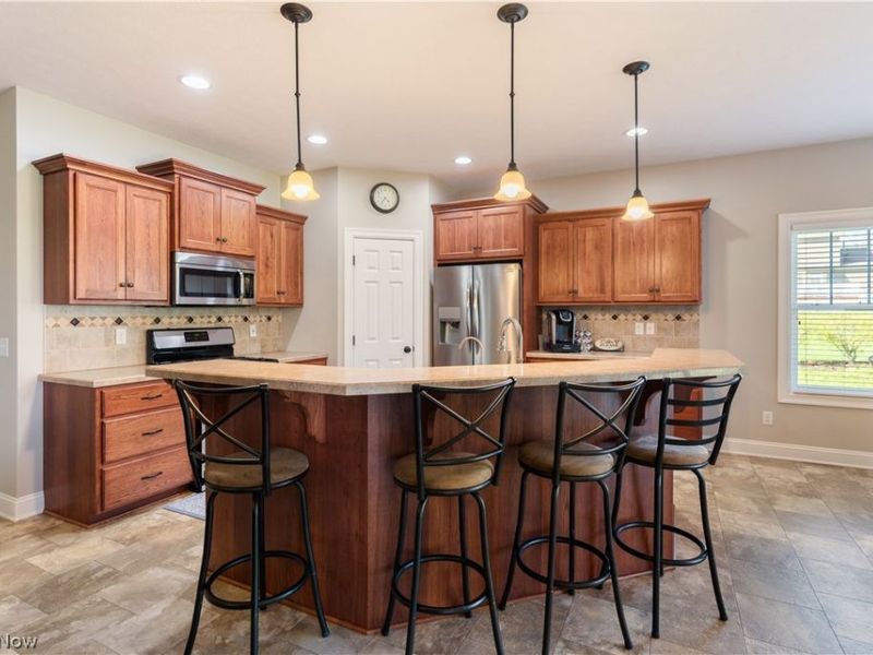 7788 Sandpiper Avenue NW, North Canton, OH 44720 Photo 11