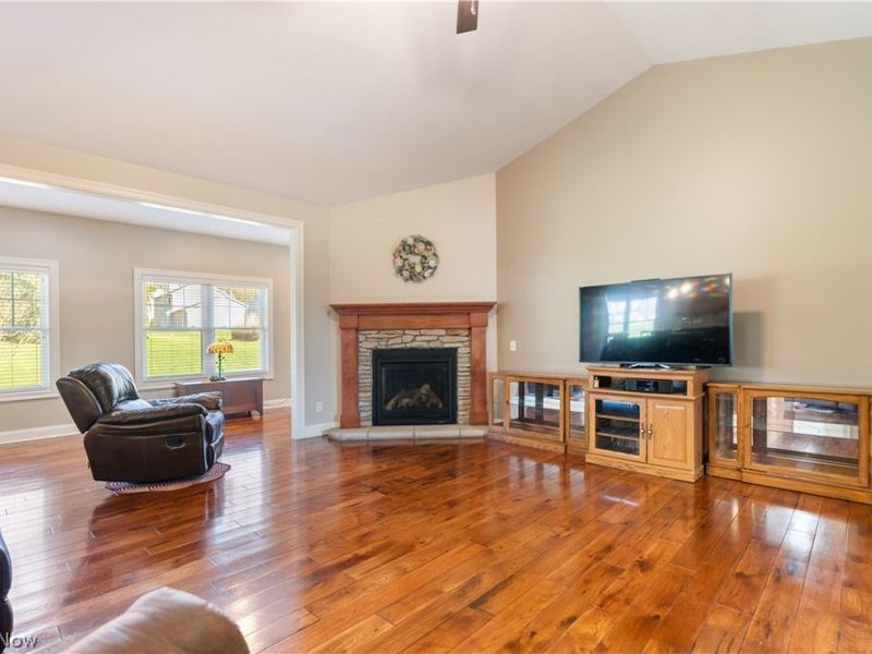 7788 Sandpiper Avenue NW, North Canton, OH 44720 Photo 3