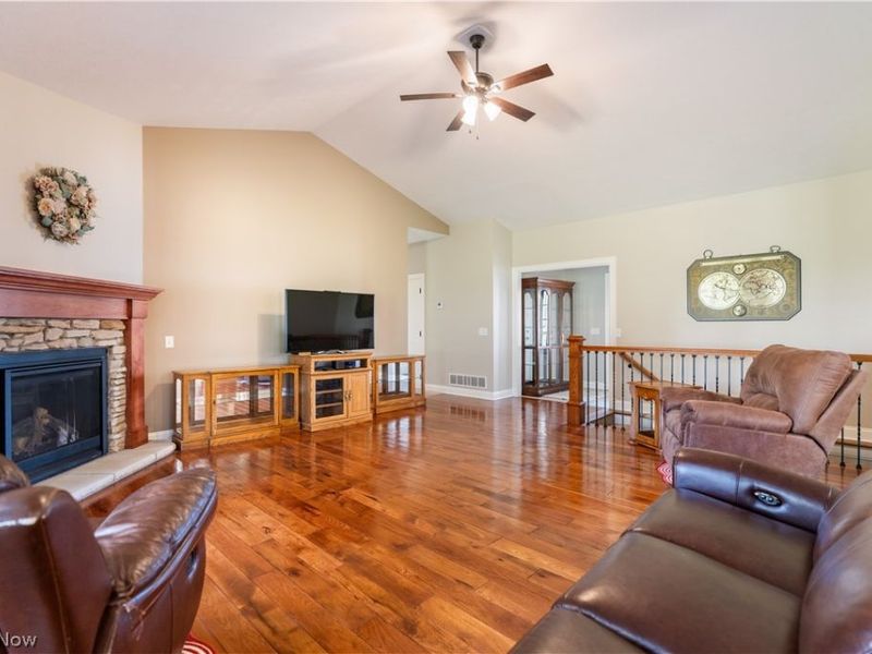 7788 Sandpiper Avenue NW, North Canton, OH 44720 Photo 6