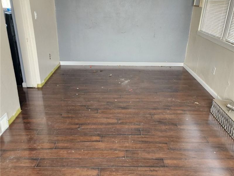 31376 Lorain Road, North Olmsted, OH 44070 Photo 3