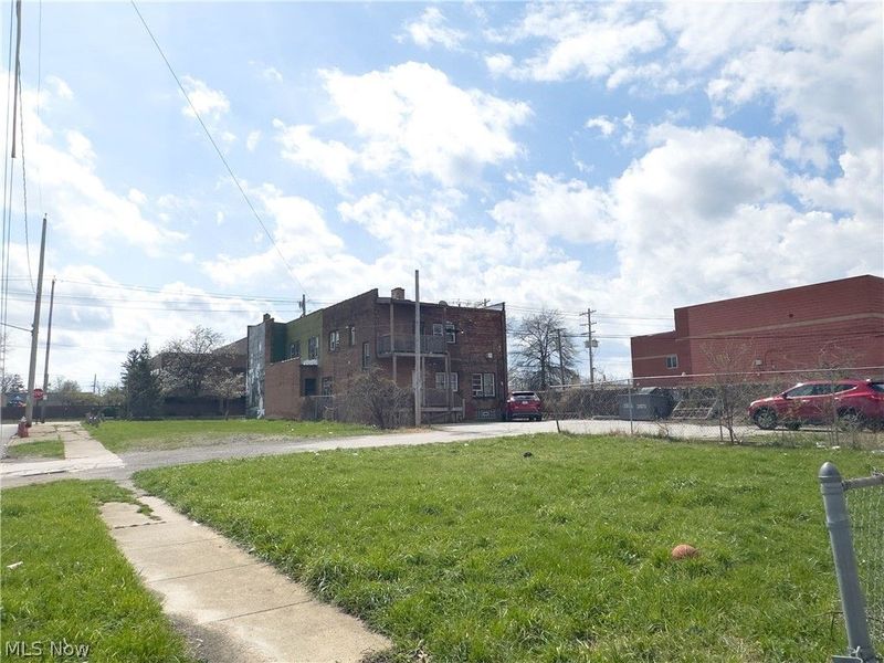 13425 Kinsman Road, Cleveland, OH 44120 Photo 10