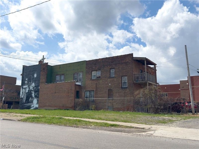 13425 Kinsman Road, Cleveland, OH 44120 Photo 11