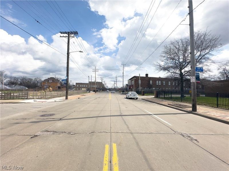 13425 Kinsman Road, Cleveland, OH 44120 Photo 8