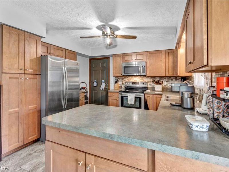 2805 Shelburn Avenue, Akron, OH 44312 Photo 10