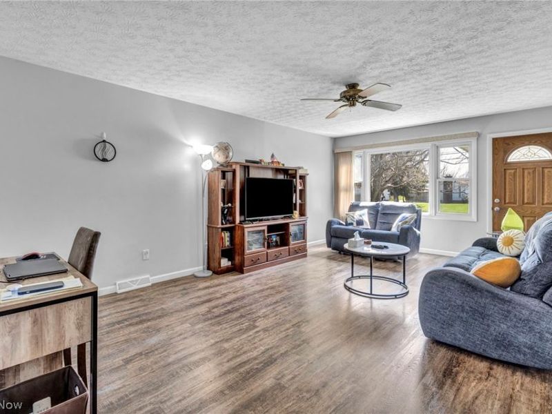 2805 Shelburn Avenue, Akron, OH 44312 Photo 3