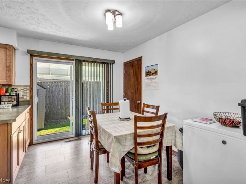 2805 Shelburn Avenue, Akron, OH 44312 Photo 8