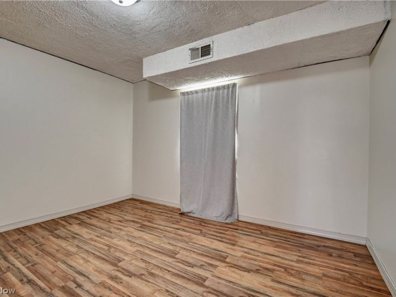 4747 Indian Hill Road SE, Uhrichsville, OH 44683 Photo 11