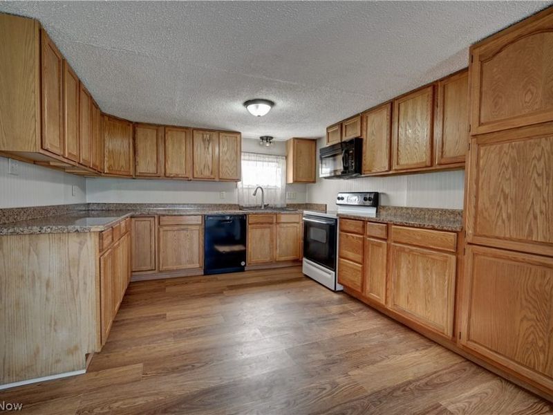 4747 Indian Hill Road SE, Uhrichsville, OH 44683 Photo 15