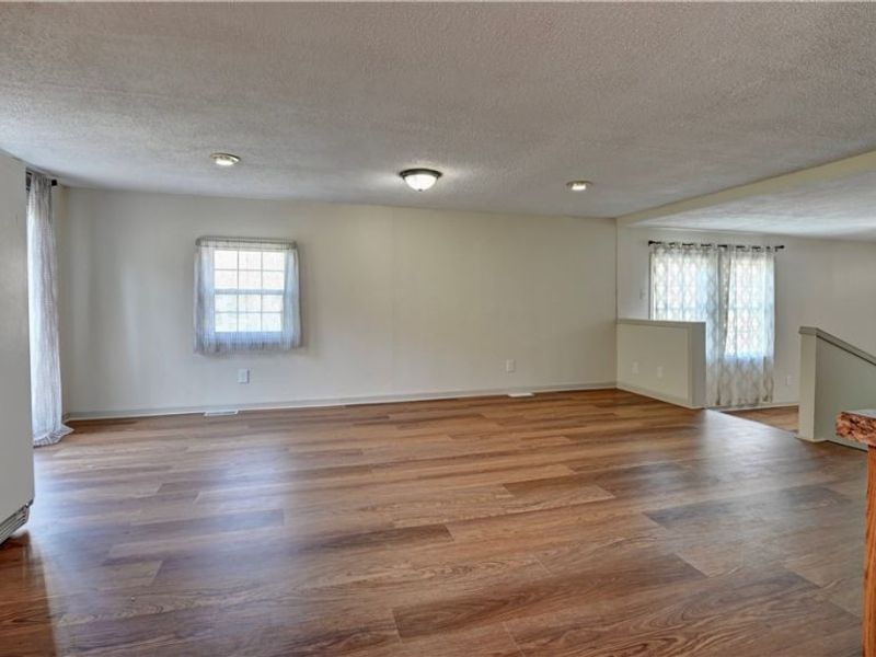 4747 Indian Hill Road SE, Uhrichsville, OH 44683 Photo 18