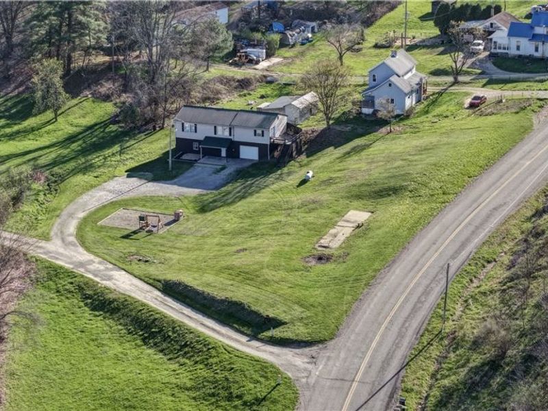 4747 Indian Hill Road SE, Uhrichsville, OH 44683 Photo 30