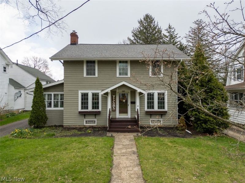 245 S Freedom Street, Ravenna, OH 44266 Photo 2