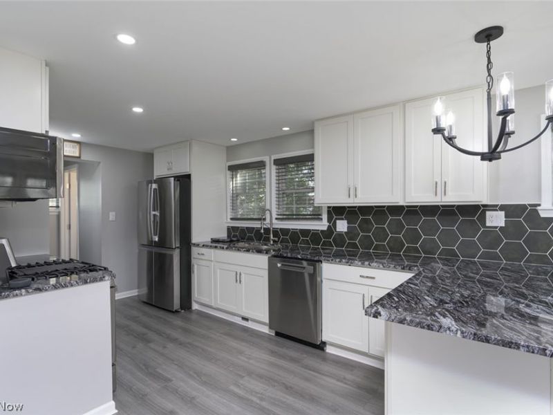 245 S Freedom Street, Ravenna, OH 44266 Photo 21