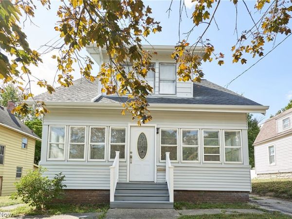 2154 12th Street SW, Akron, OH 44314