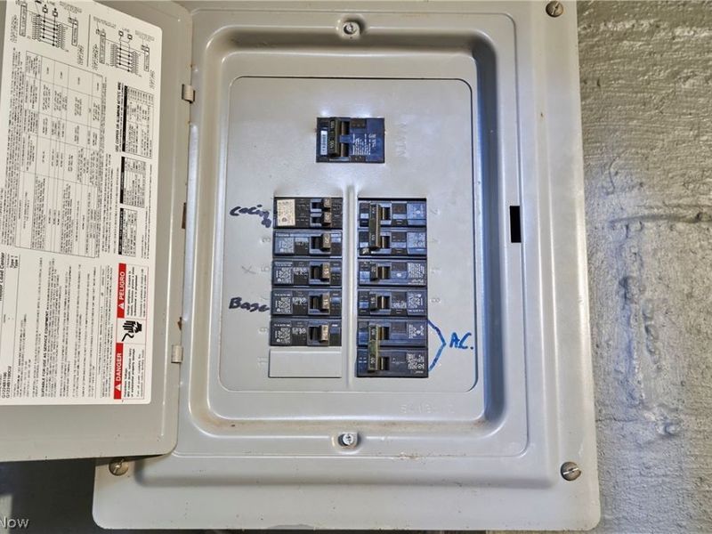 2154 12th Street SW, Akron, OH 44314 Photo 29