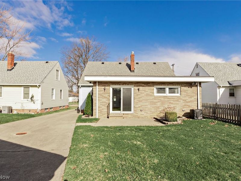 30104 Warren Road, Wickliffe, OH 44092 Photo 44