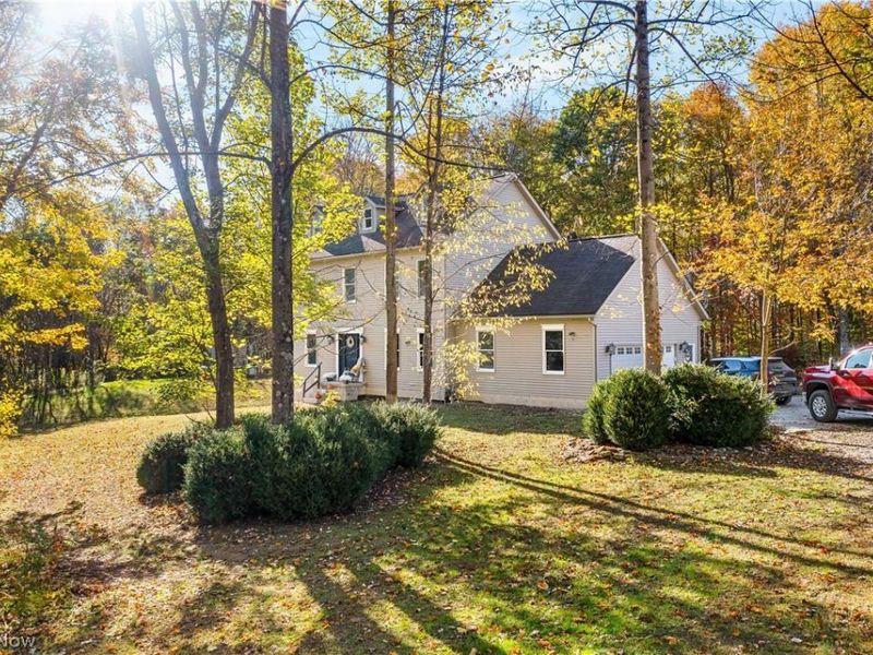 8737 Glenwood Road, Cumberland, OH 43732 Photo 2