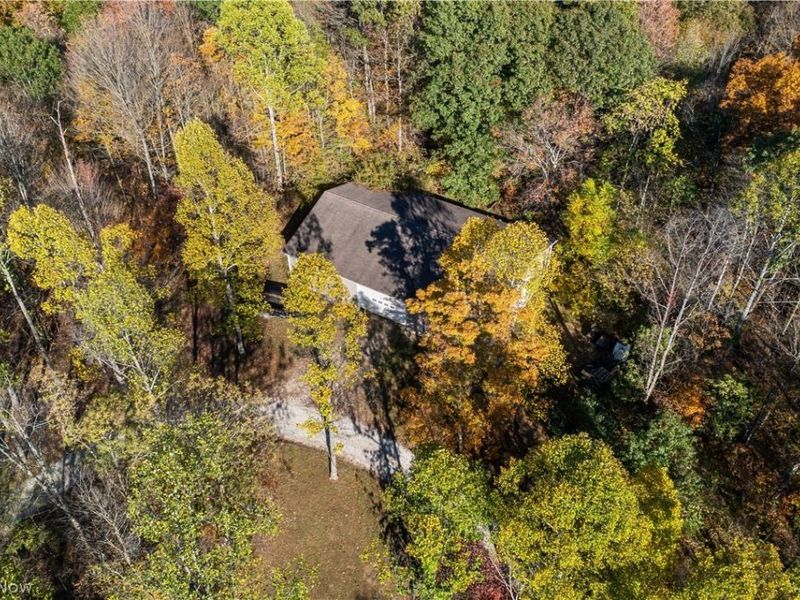 8737 Glenwood Road, Cumberland, OH 43732 Photo 37