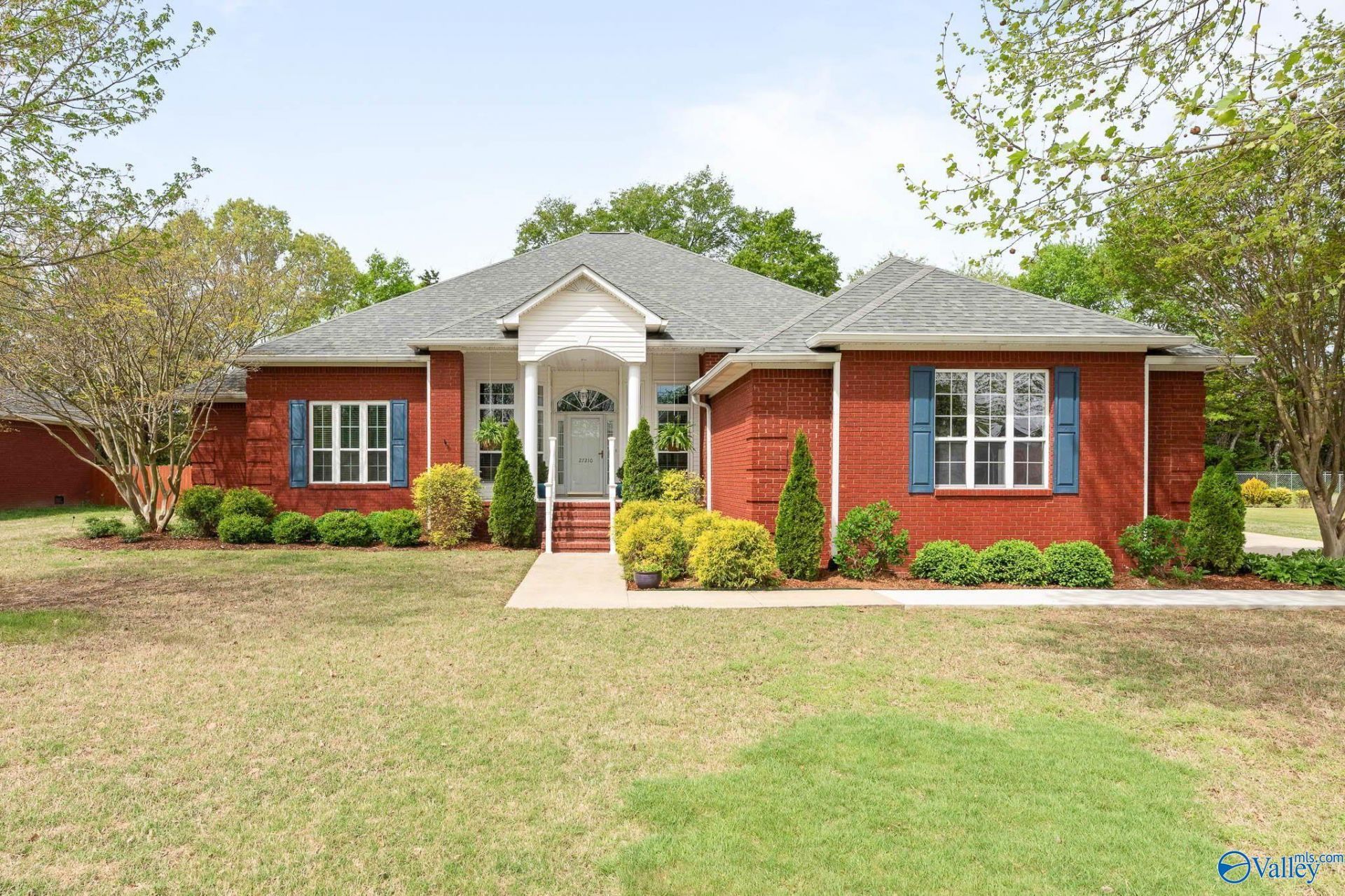 27210 Jarrod Blvd, Harvest, AL 35749 Main Photo