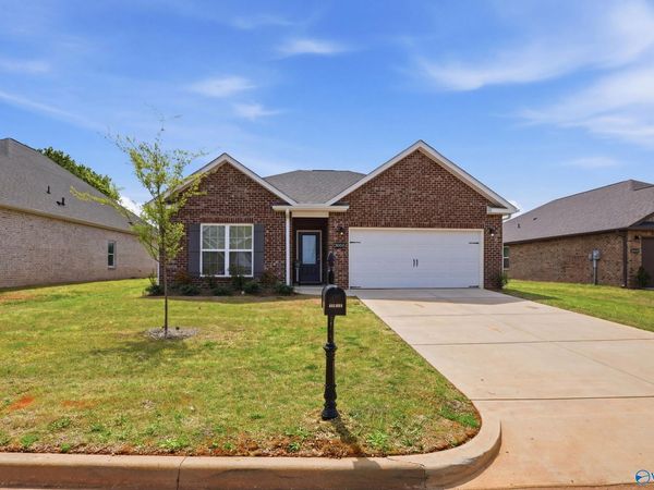 26738 Kyle Lane, Athens, AL 35613