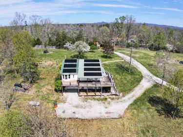 1440 Spout Springs Road, Clay City, KY 40312