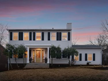 997 Chinoe Road, Lexington, KY 40502