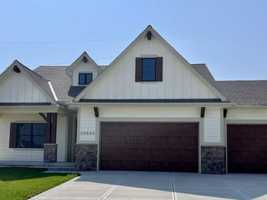 20505 Ogden Street, Elkhorn, NE 68022