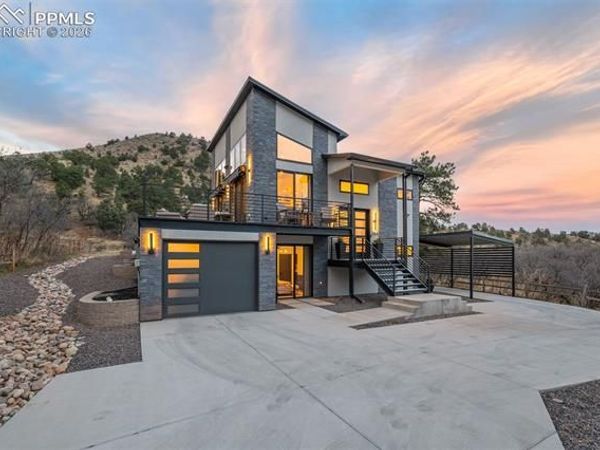 284 Crystal Park Road, Manitou Springs, CO 80829