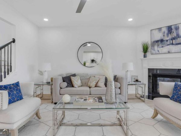 319 Privet Circle, Suwanee, GA 30024