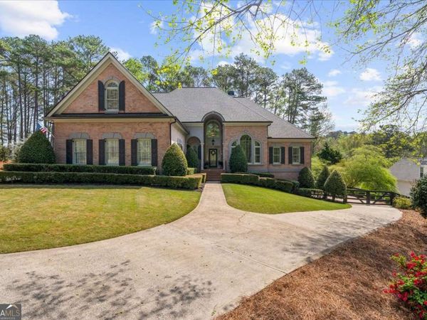 1800 Highgrove Club Drive, Alpharetta, GA 30004