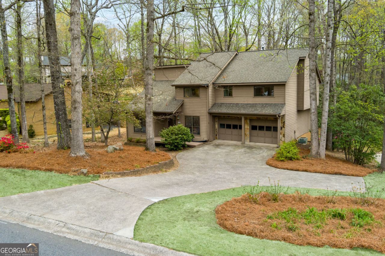 2252 Chimney Springs Drive, Marietta, GA 30062 Main Photo