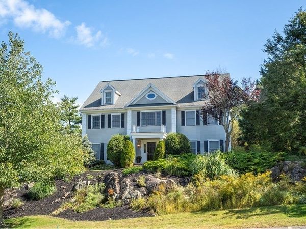 1 Gussett Rd, Wenham, MA 01984