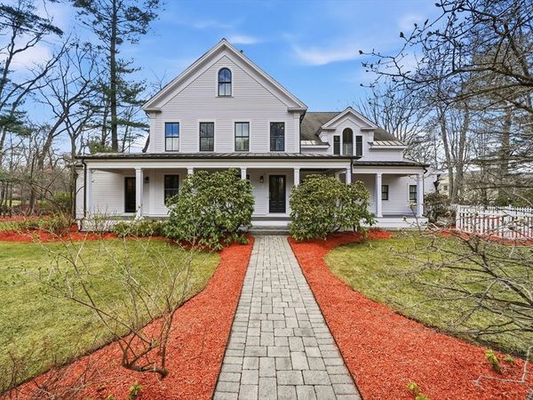 136 Cedar St, Lexington, MA 02420