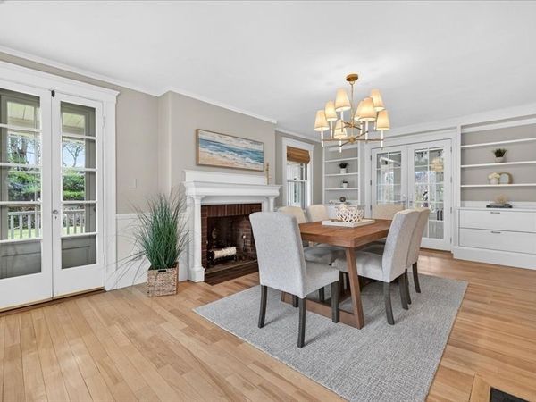 21 Middle Street, Hingham, MA 02043