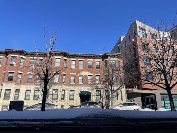 57 Brighton Ave, Unit 6, Boston, MA 02134