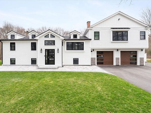 143 Samoset Dr, Hanover, MA 02339