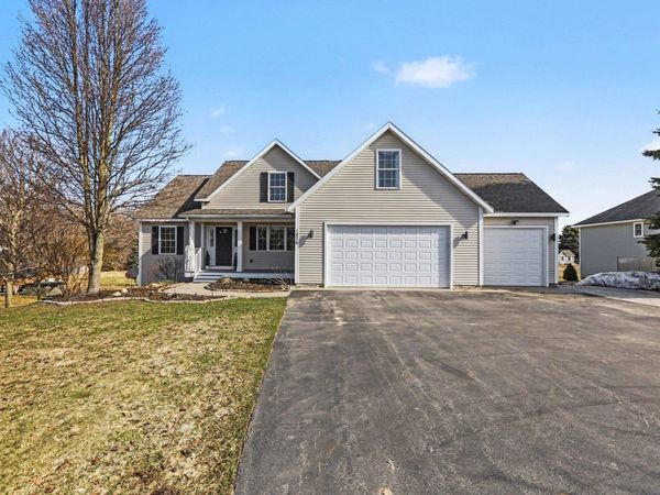 1476 Bee Court, Traverse City, MI 49686