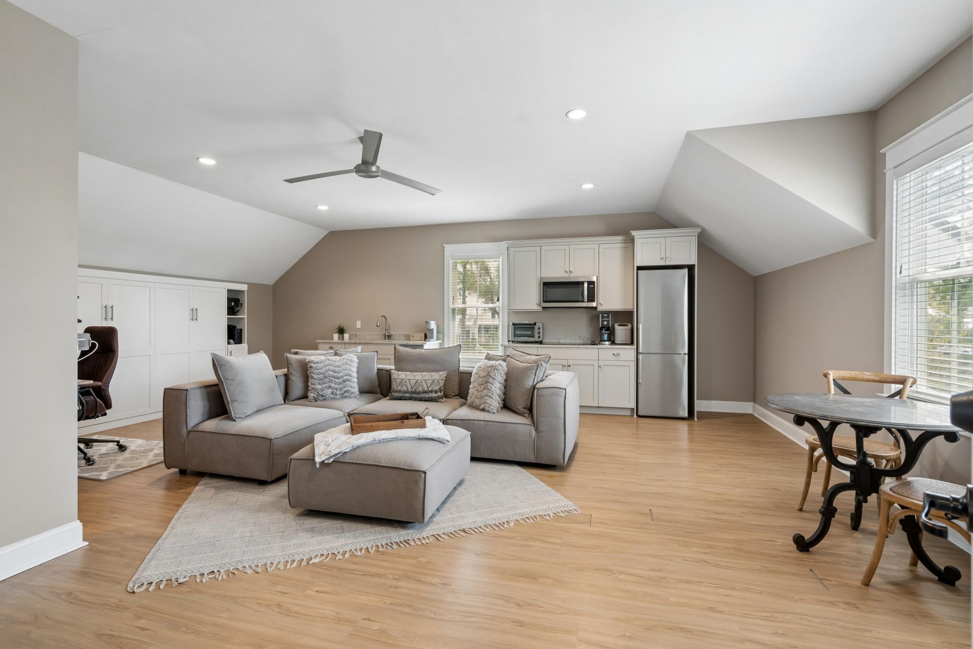 3735 Goodwater Street Photo 81