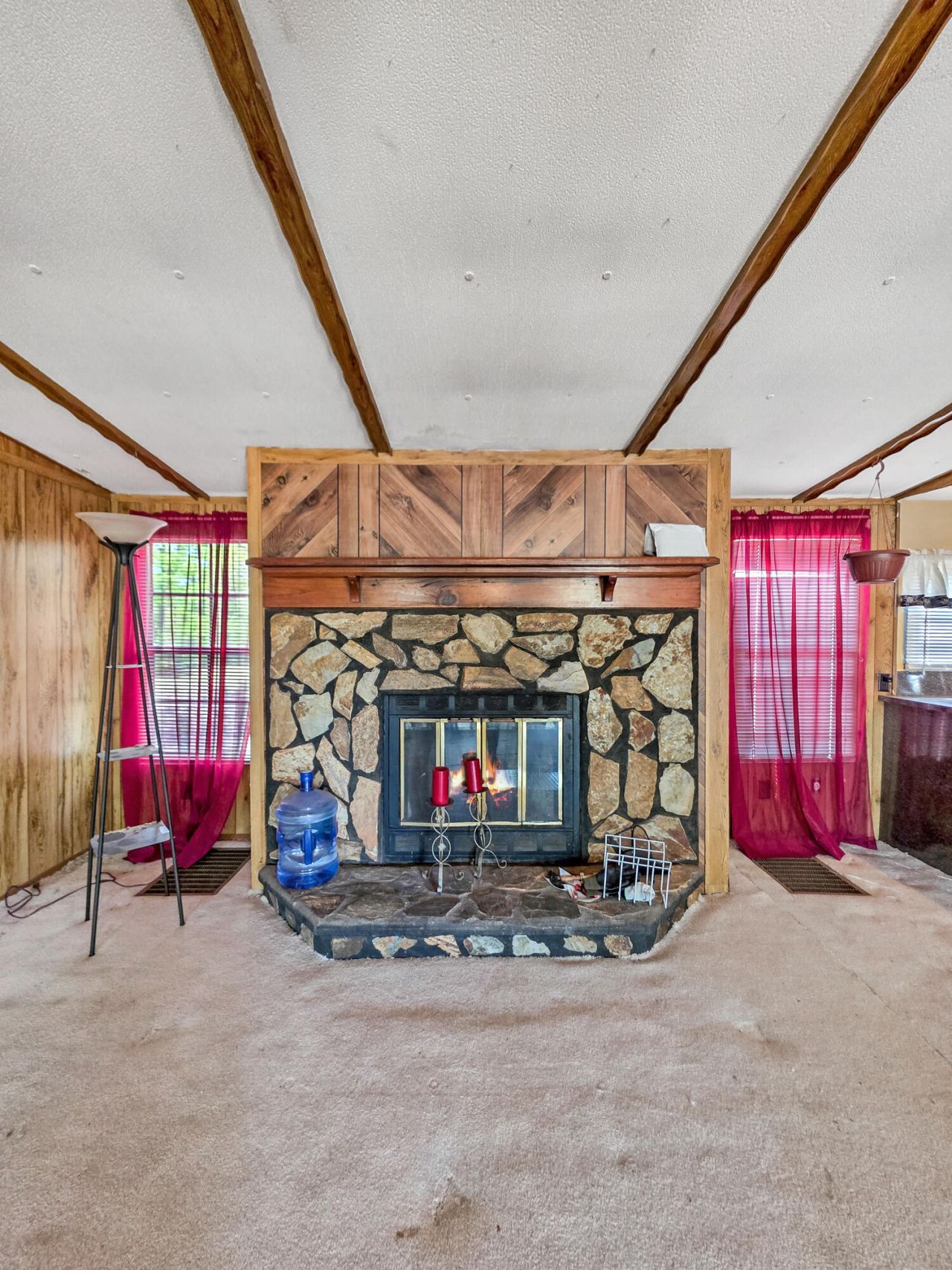 1115 S Highway 6 Photo 23