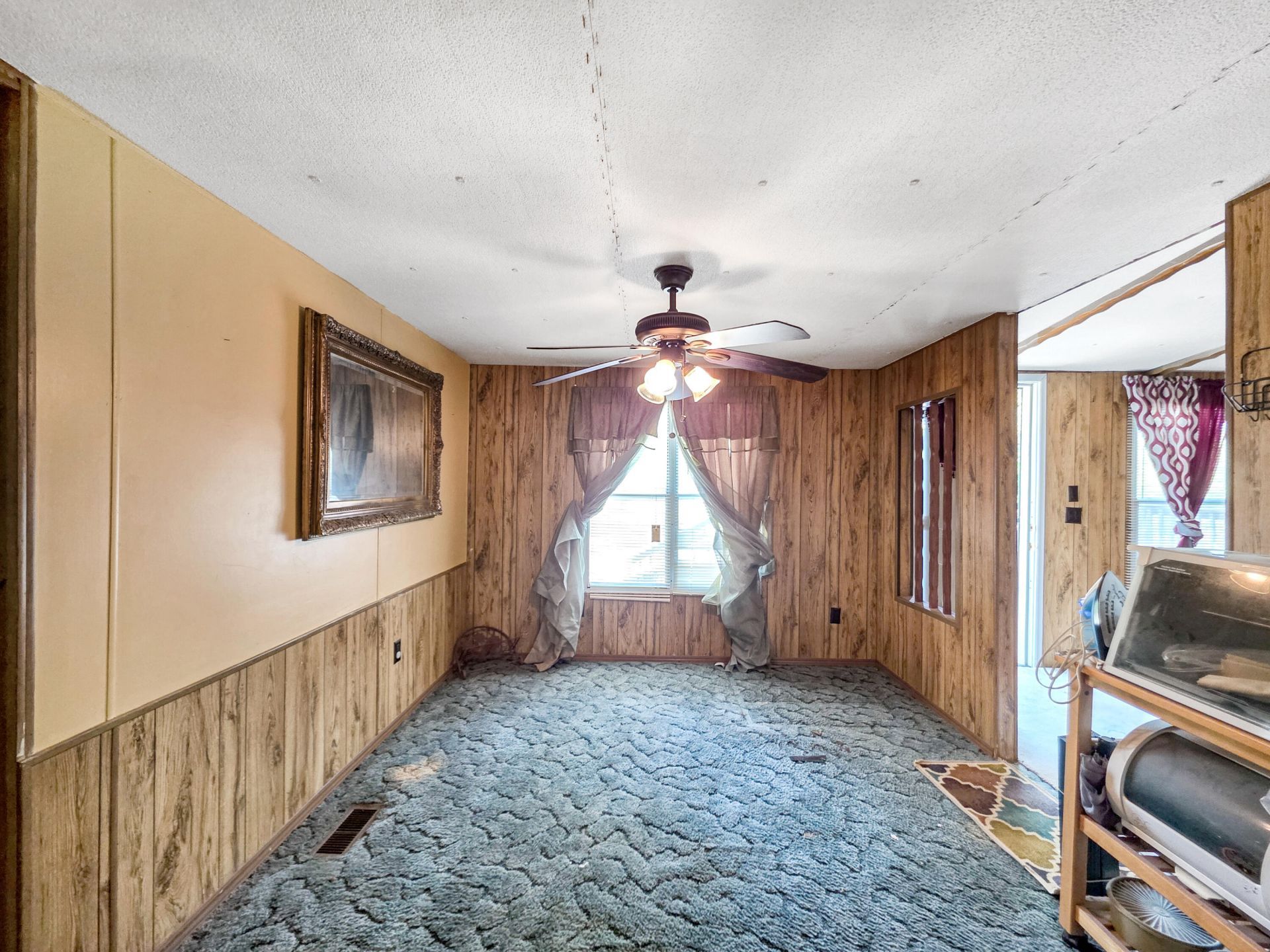 1115 S Highway 6 Photo 28