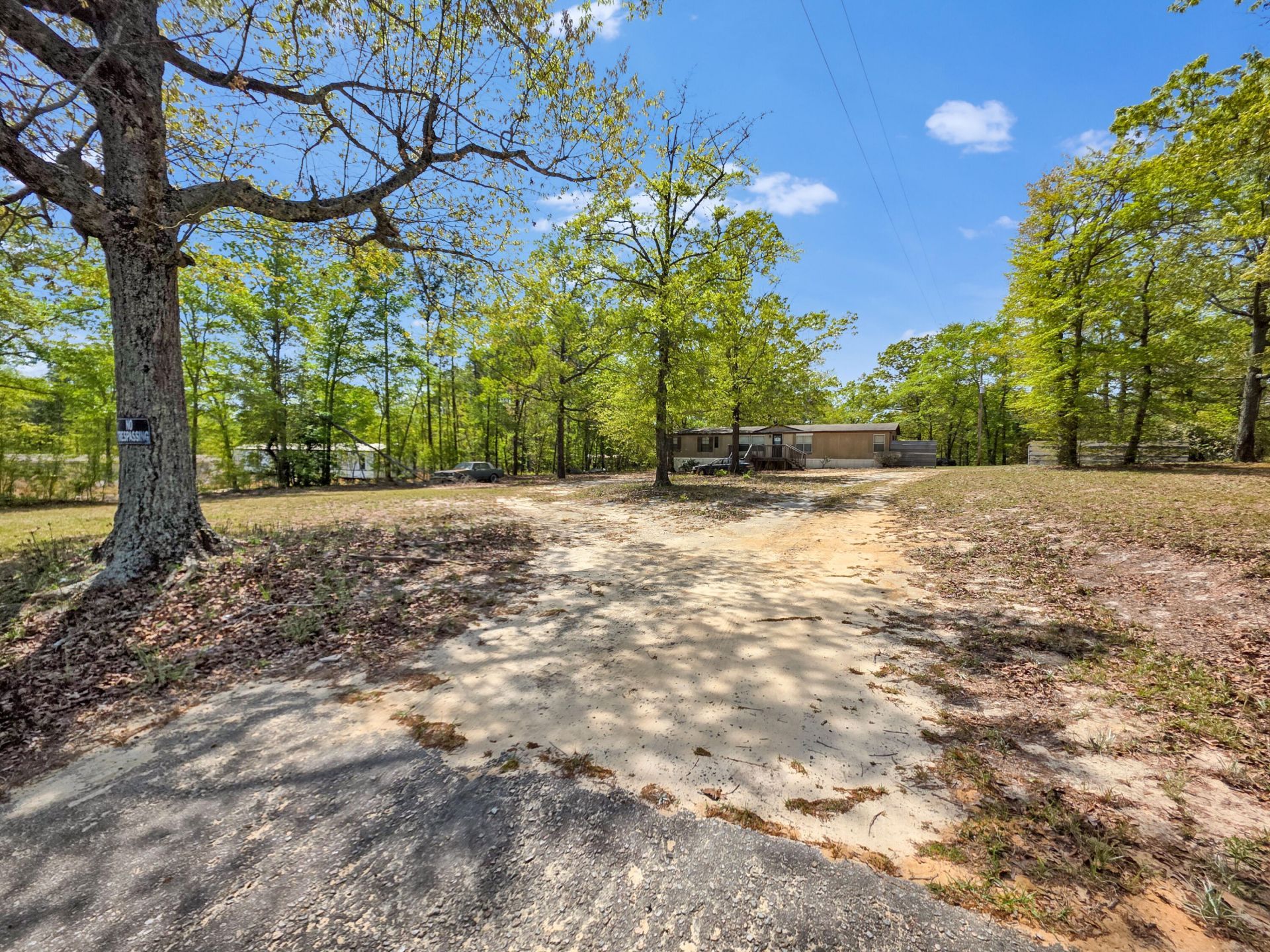 1115 S Highway 6 Photo 8