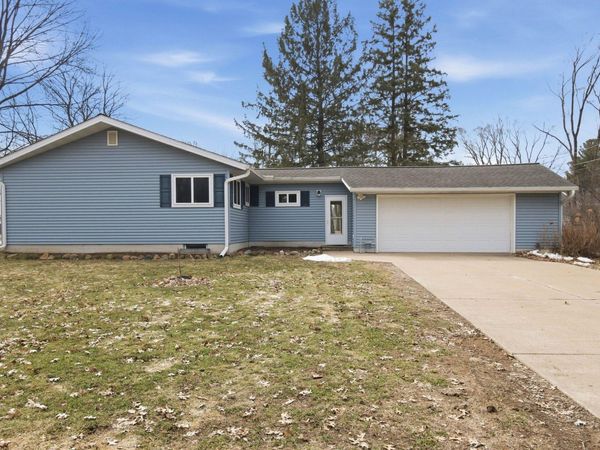 117 16th Street NE, Menomonie, WI 54751