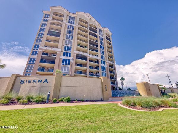 1200 Beach Drive, Gulfport, MS 39507