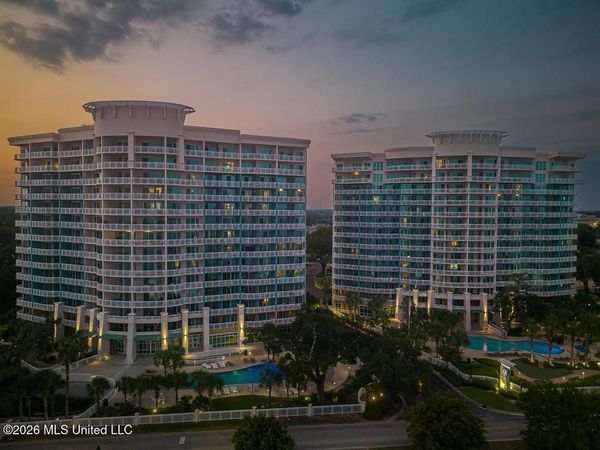 2230 Beach Drive, Gulfport, MS 39507