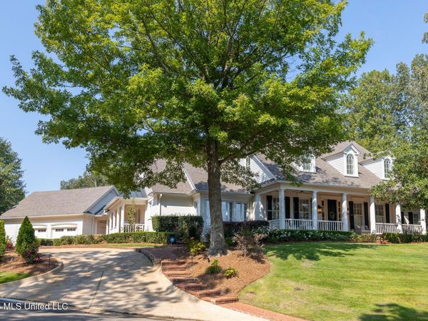 1749 N Lake Drive, Tupelo, MS 38804