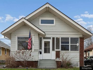 2433 Mary Street, Omaha, NE 68112