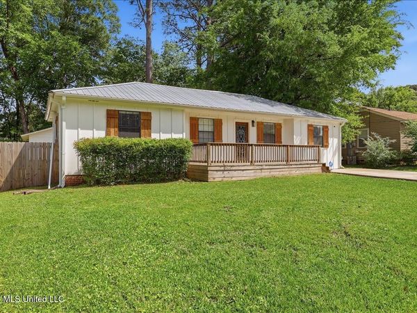 116 Oak Park Drive, Pearl, MS 39208