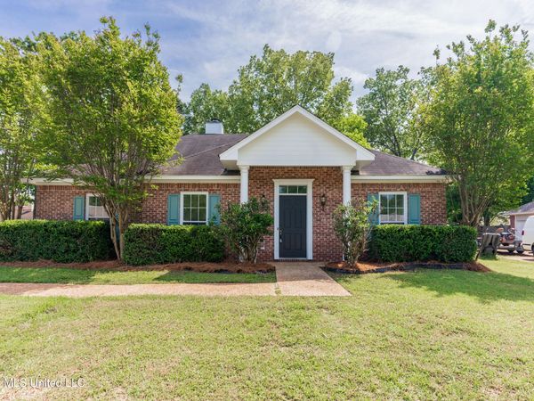 132 Post Oak Drive, Brandon, MS 39047