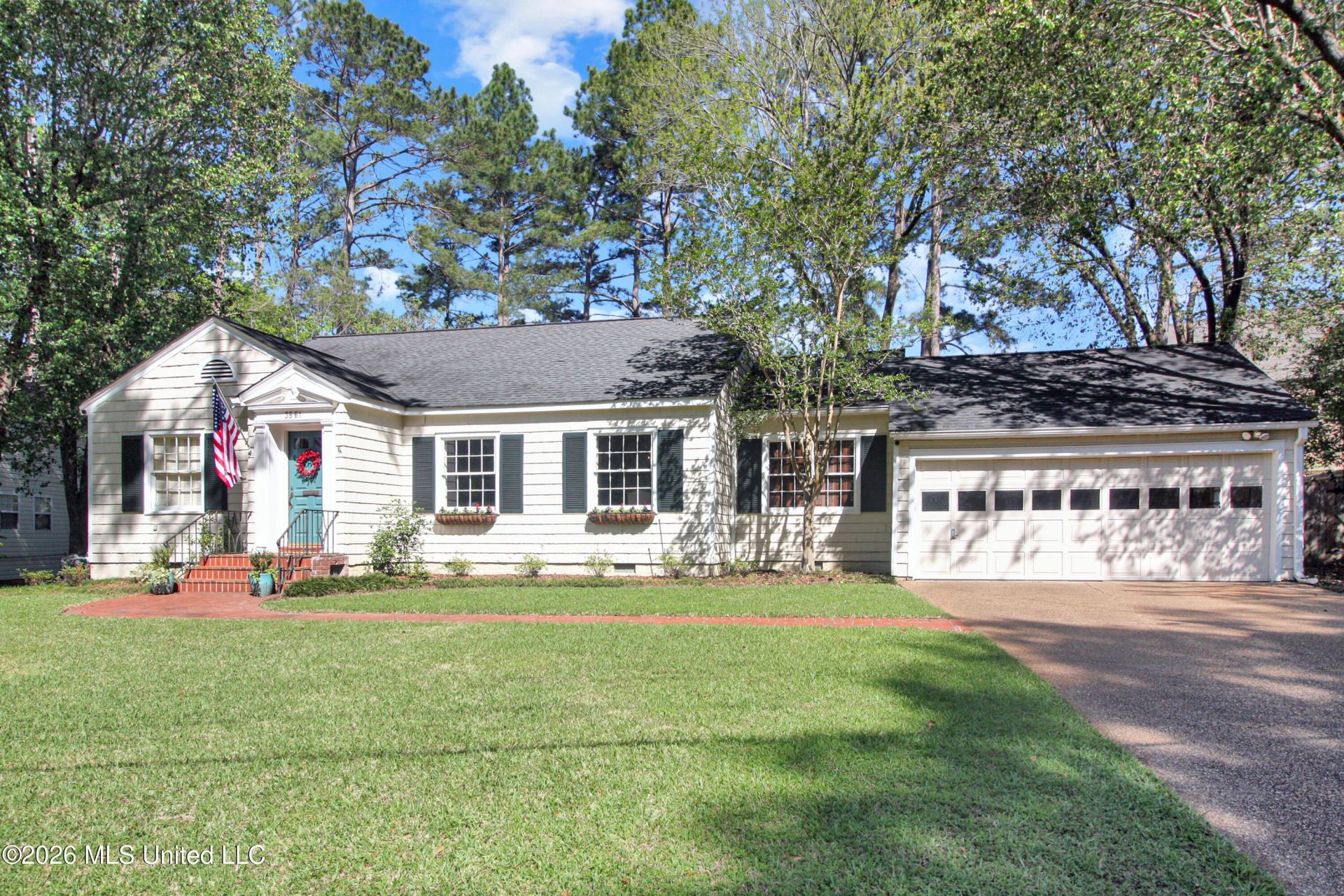 3861 Tyrone Drive, Jackson, MS 39216 Main Photo