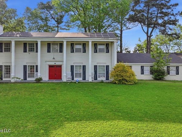 200 Hannah Drive, Clinton, MS 39056